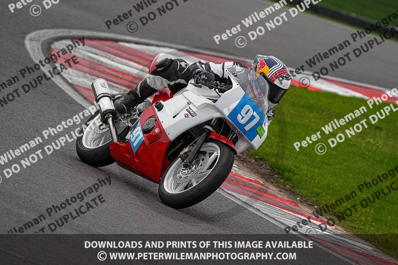 donington no limits trackday;donington park photographs;donington trackday photographs;no limits trackdays;peter wileman photography;trackday digital images;trackday photos